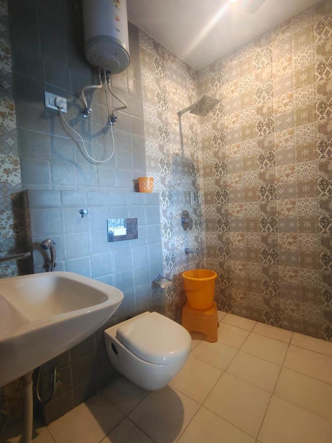 Mountain Zest-Simla Royale Near Mall Road-Free Pickup From Railway Station Simla Luaran gambar