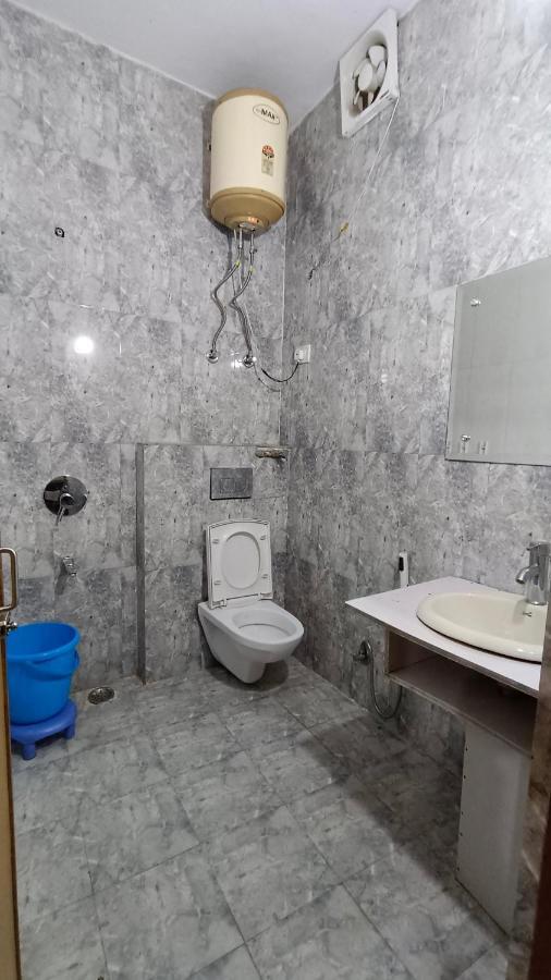 Mountain Zest-Simla Royale Near Mall Road-Free Pickup From Railway Station Simla Luaran gambar
